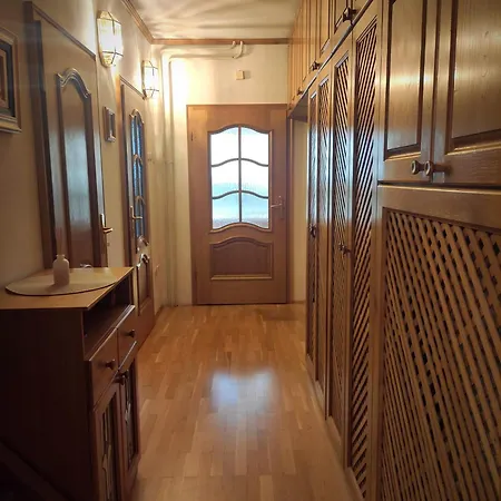 House Izi - Parking, Garden, 8 Min Ride To Center * 마리보르