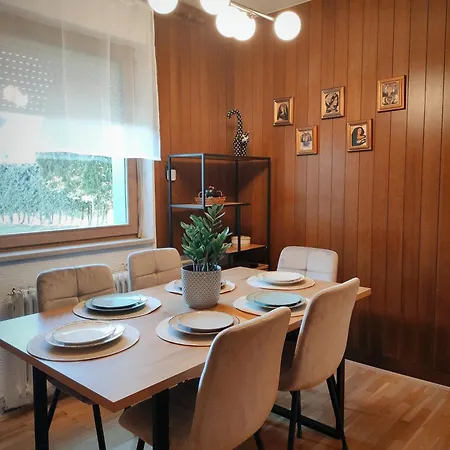House Izi - Parking, Garden, 8 Min Ride To Center * 마리보르