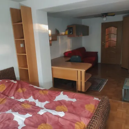 House Izi - Parking, Garden, 8 Min Ride To Center Maribor