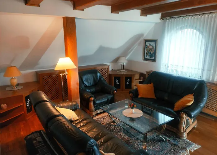 Nyaraló House Izi - Parking, Garden, 8 Min Ride To Center