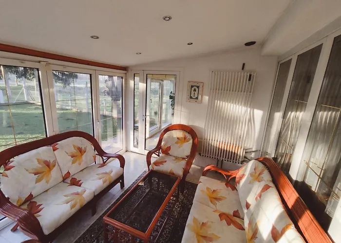 House Izi - Parking, Garden, 8 Min Ride To Center Nyaraló