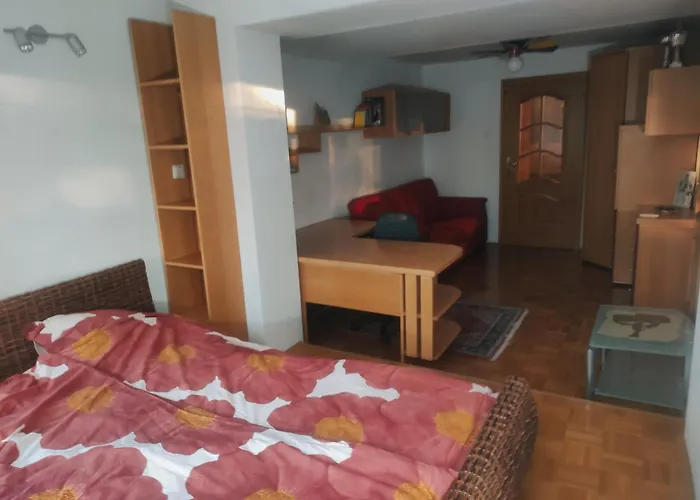 House Izi - Parking, Garden, 8 Min Ride To Center Maribor